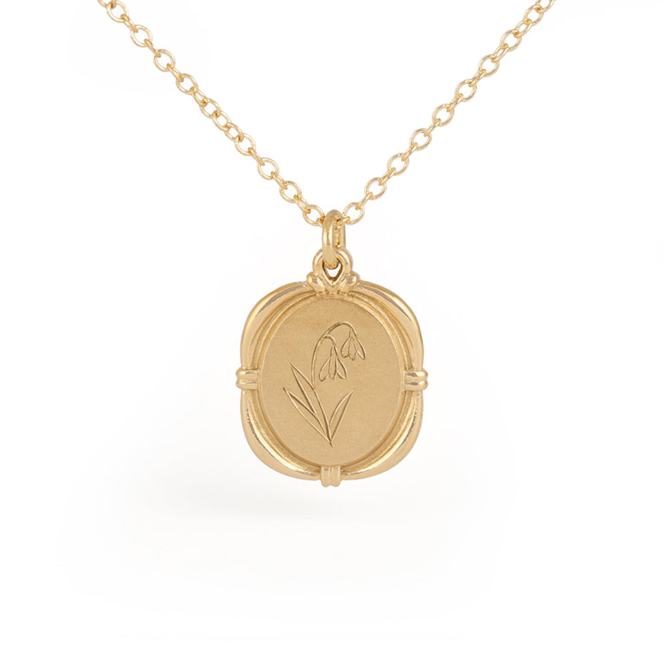 Birth Flower Necklace Hand Engraved in Yellow Gold with Detailing Front View