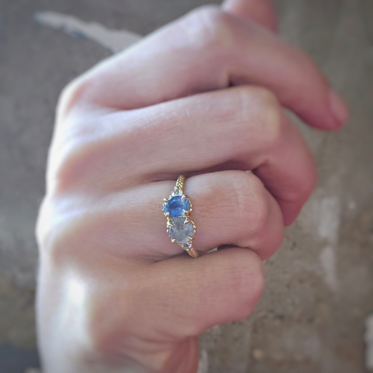 Evergreen Quartet Ring(LC8292) - Blue and Grey Rose Cut Sapphires