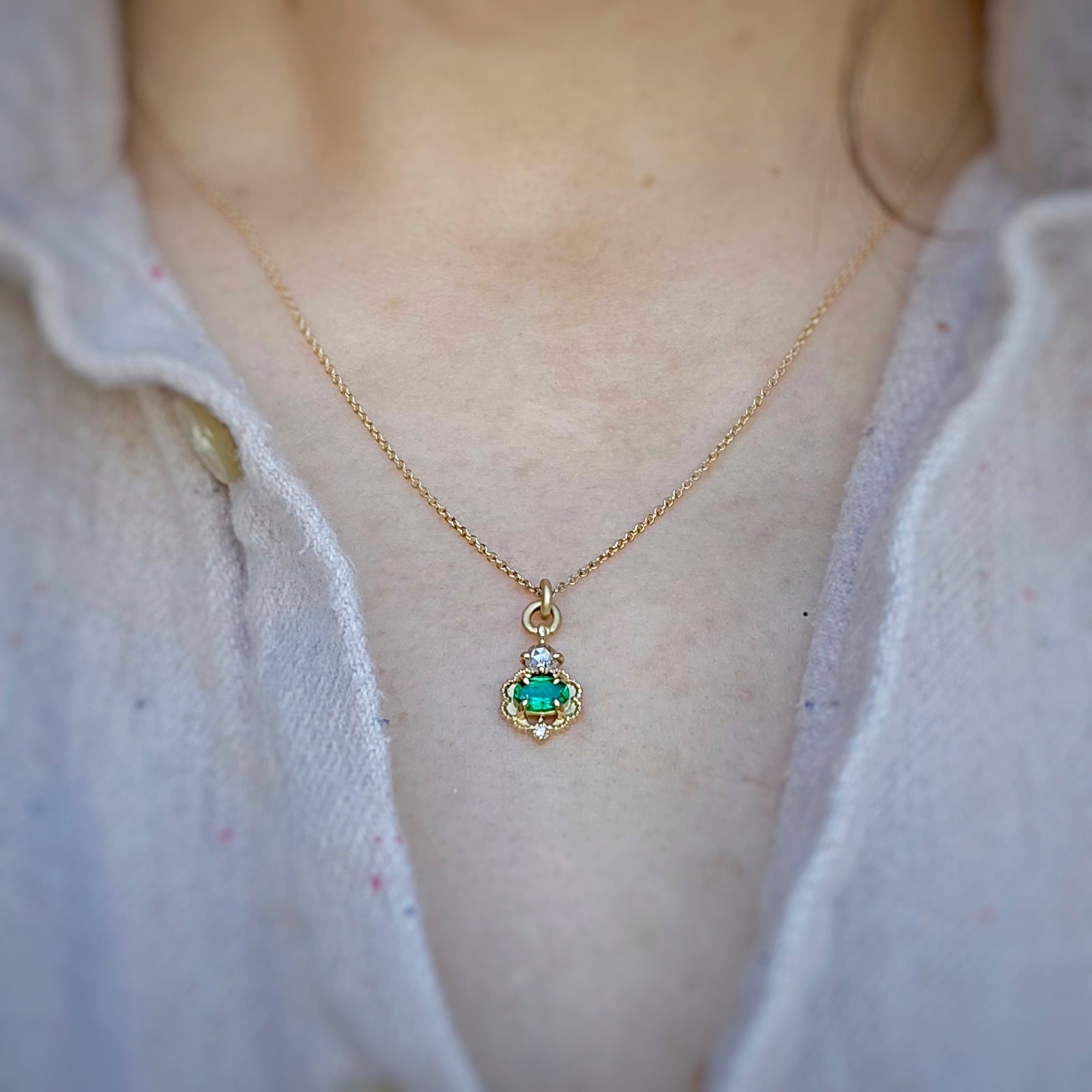 Colored Sapphire Necklace in Yellow Gold with Detailing Front View