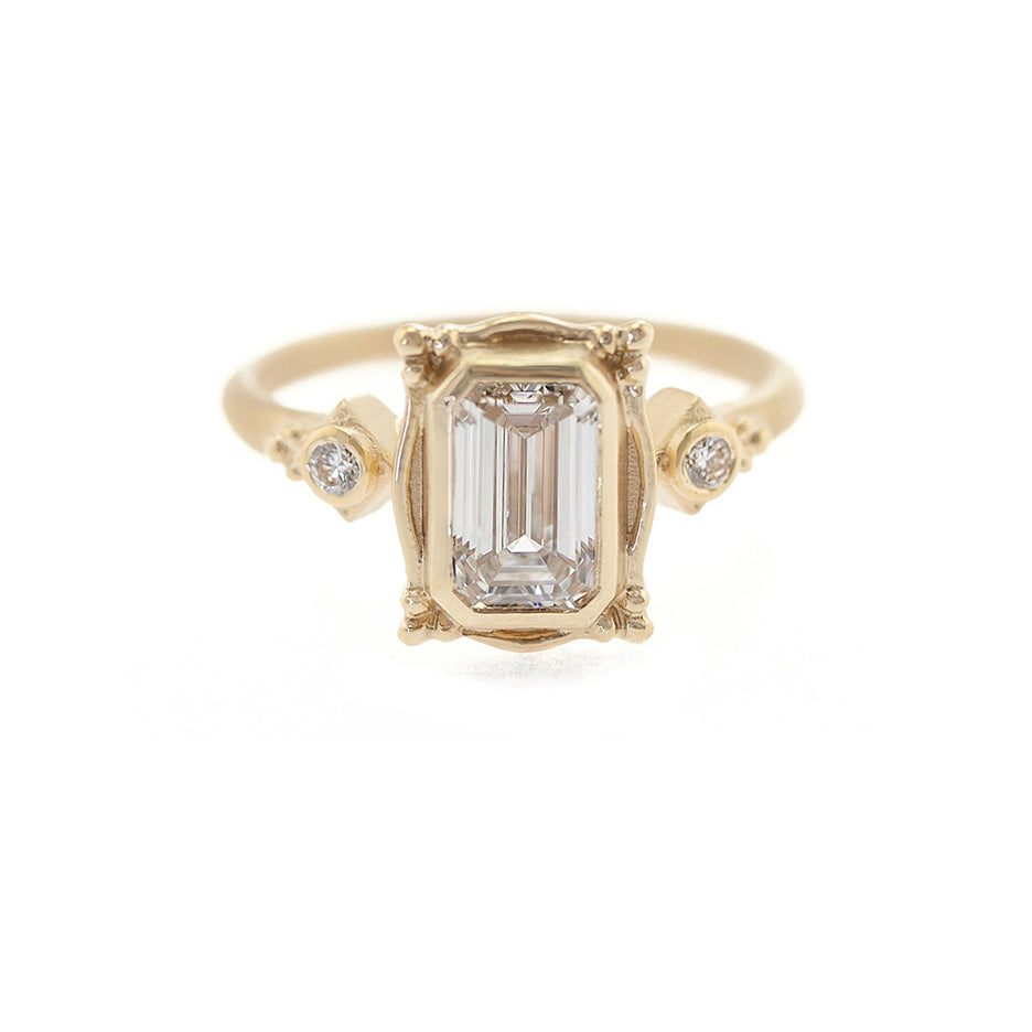 Unisex Wedding 3.78+ Emerald Cut Antique Diamond Engagement Ring, Weight:  3.73 at Rs 1133999 in Surat