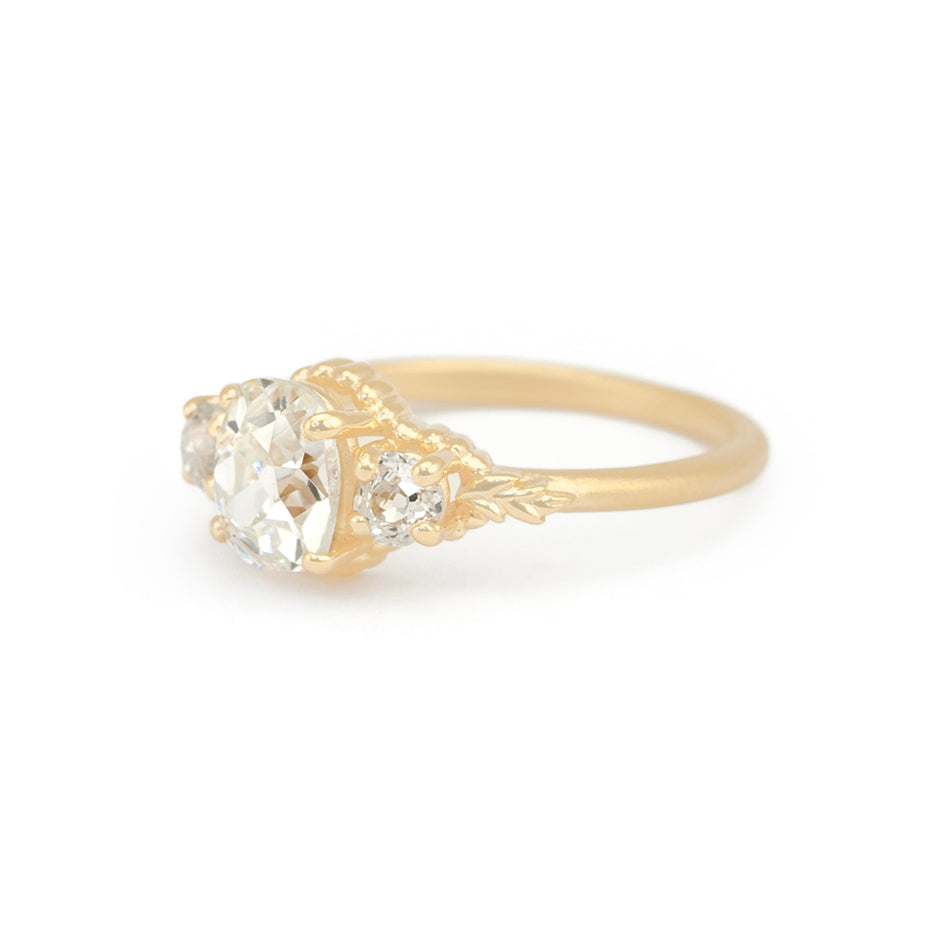 Wood Nymph Faye 3-Stone Ring (LC8490)