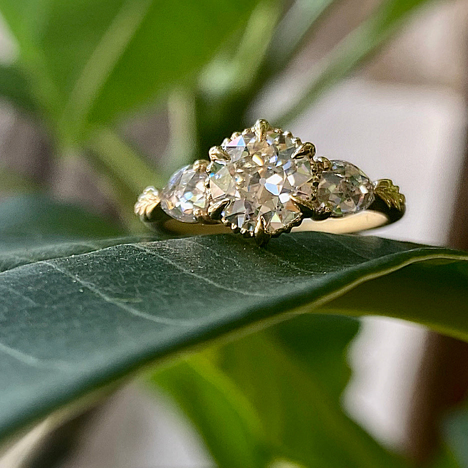 Three Stone Style Engagement Ring | R9470W | Valina 3-Stone Engagement Ring