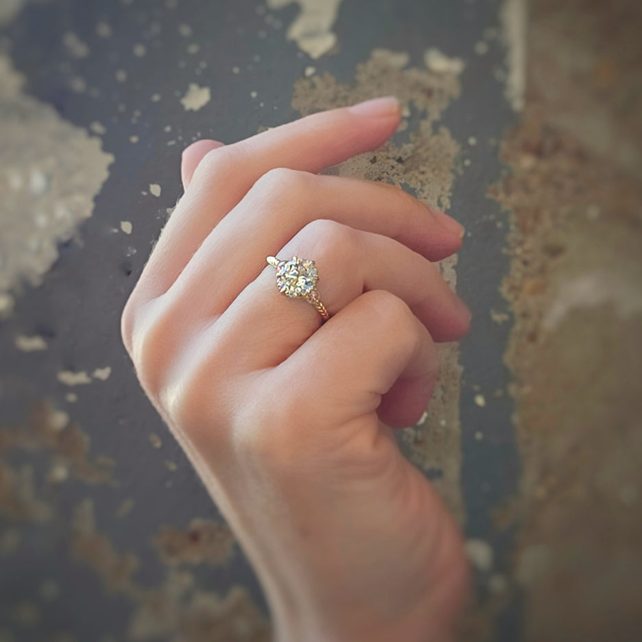 Tacori Round 3-Stone Engagement Ring HT2690RD95PK 18KR Waco | Di'Amore Fine  Jewelers | Waco, TX