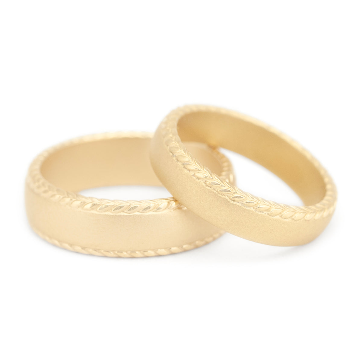 Mens Evergreen Medium Band - Yellow Gold
