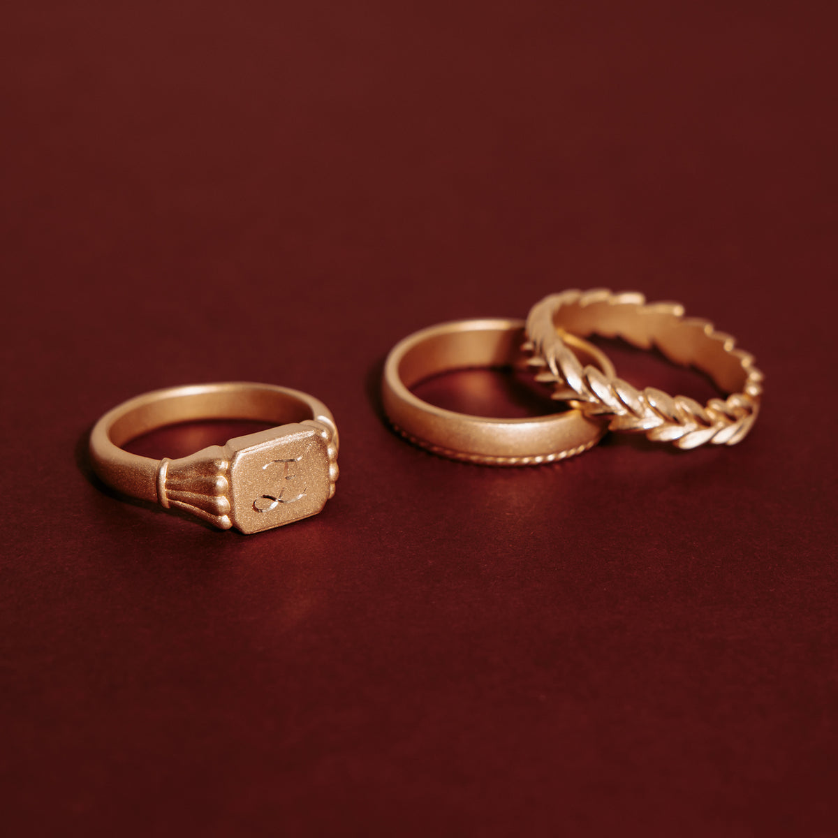 Mens Evergreen Medium Band - Yellow Gold