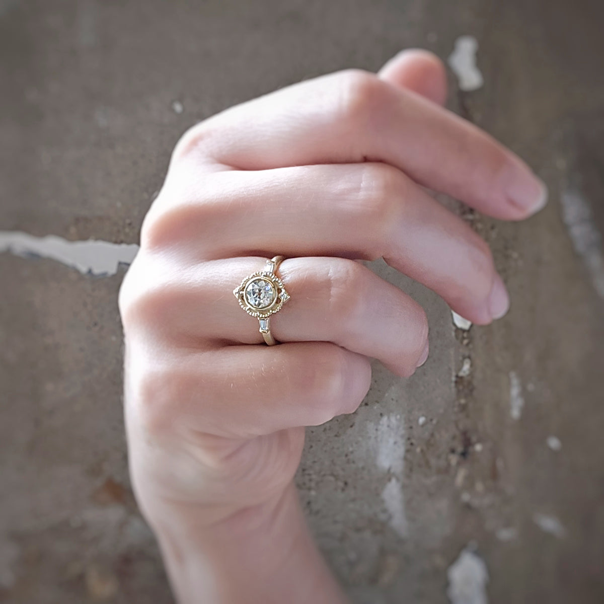 Venise Frame Ring (LC9114) - .9ct antique Old Euro