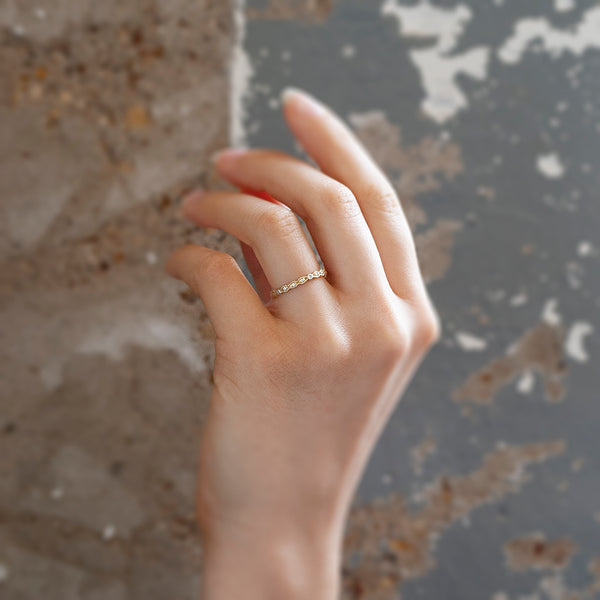 Ribbon shop wedding band